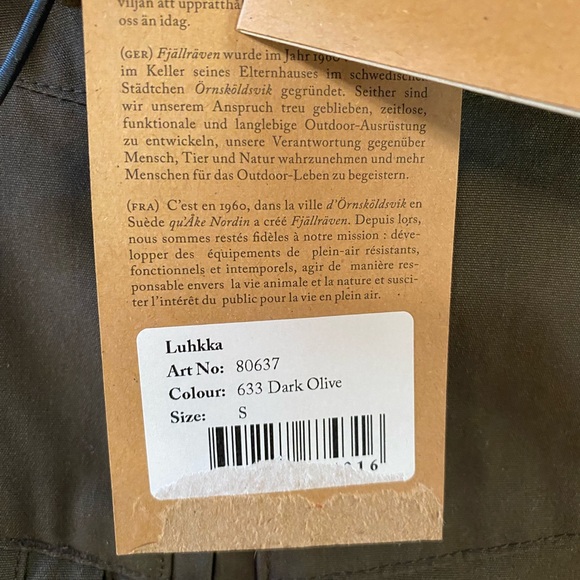 Fjallraven Luhkka Poncho Winter Cape Dark Olive Small - Picture 5 of 8